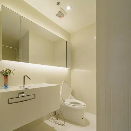 Sukhumvit 11#Luxury#Pool#Gym#Bts Nana&Mrt Sukhumvit#1Br#Max2Ppl Apartment Bangkok Exterior photo