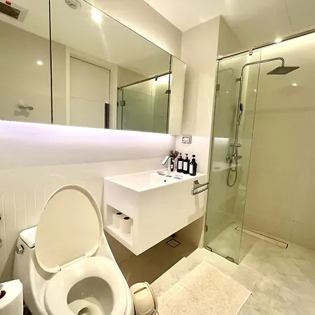 Sukhumvit 11#Luxury#Pool#Gym#Bts Nana&Mrt Sukhumvit#1Br#Max2Ppl Apartment Bangkok Exterior photo